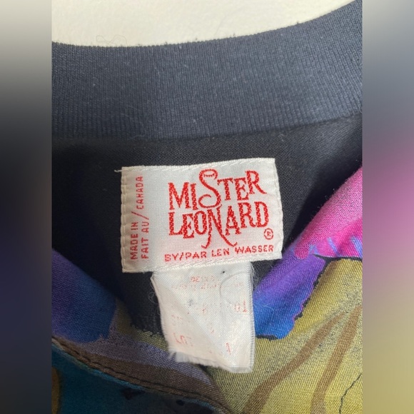 Vintage 80s/90s Made in Canada Mister Leonard Button Up Art Style Cardigan - Picture 5 of 5